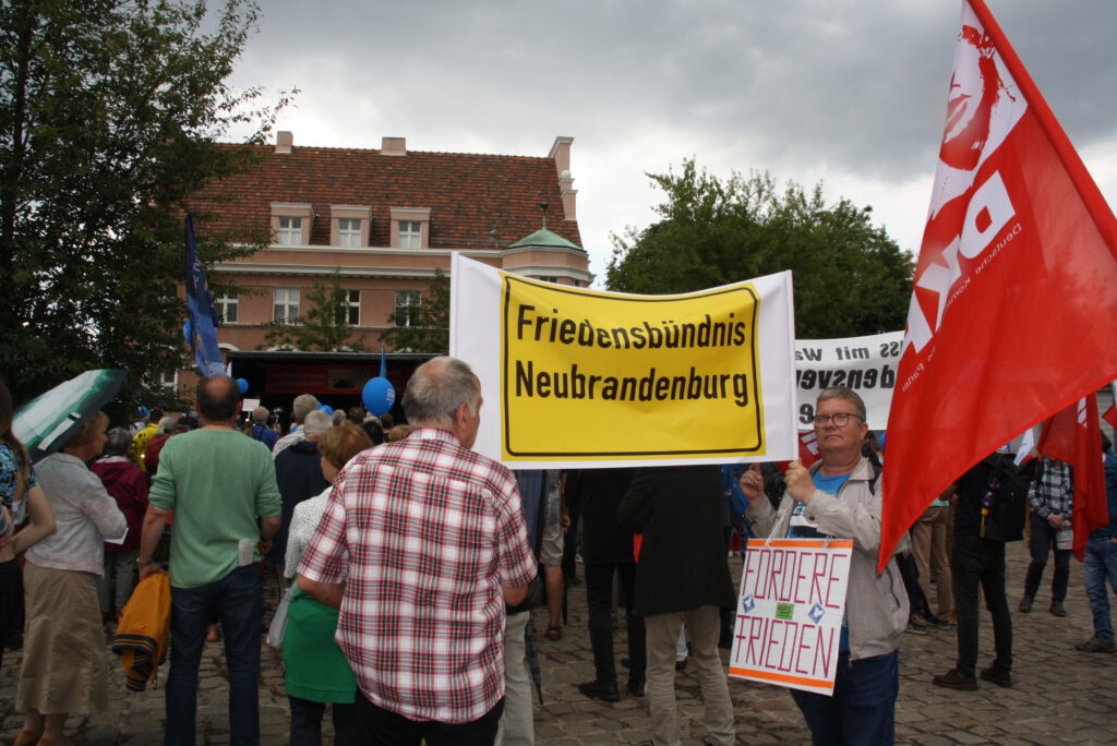 Eindrücke von der Großdemo zum Tag der Bundeswehr in Brandenburg an der Havel 17.06.23