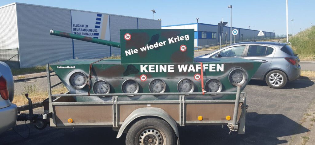 Mahnwache in Trollenhagen am 12.6.2023